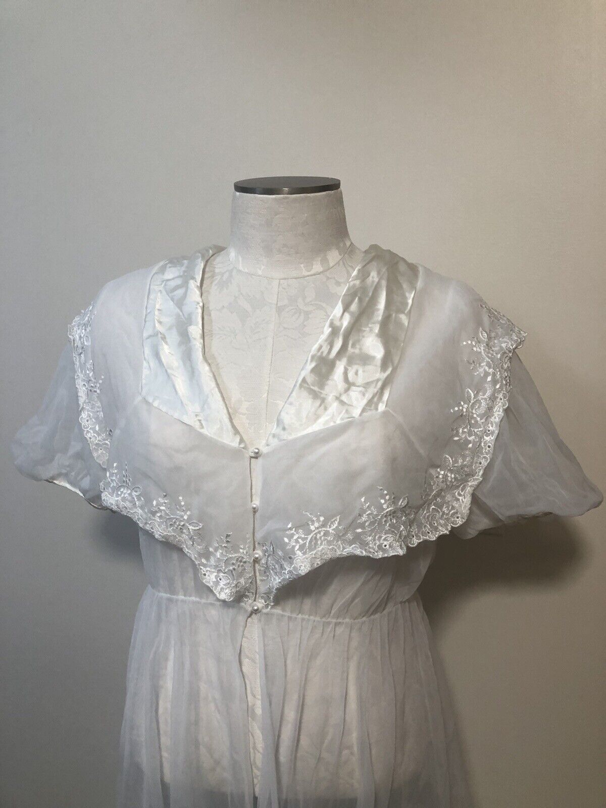 Vintage Val Mode Sz M Lingerie Gown Robe Sheer Flowy Full Length White Wedding