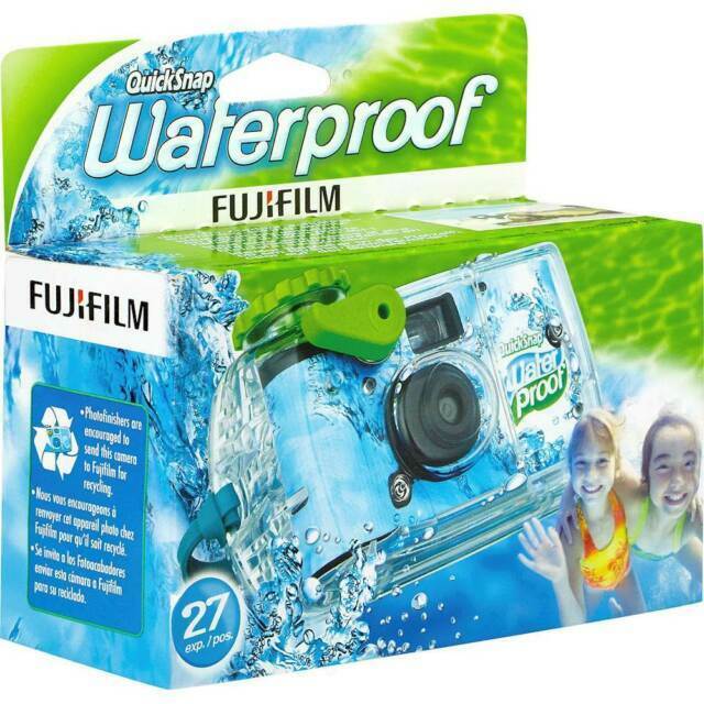 Fujifilm Quicksnap Waterproof 800 35mm Disposable Camera Exp 2015 Brand New