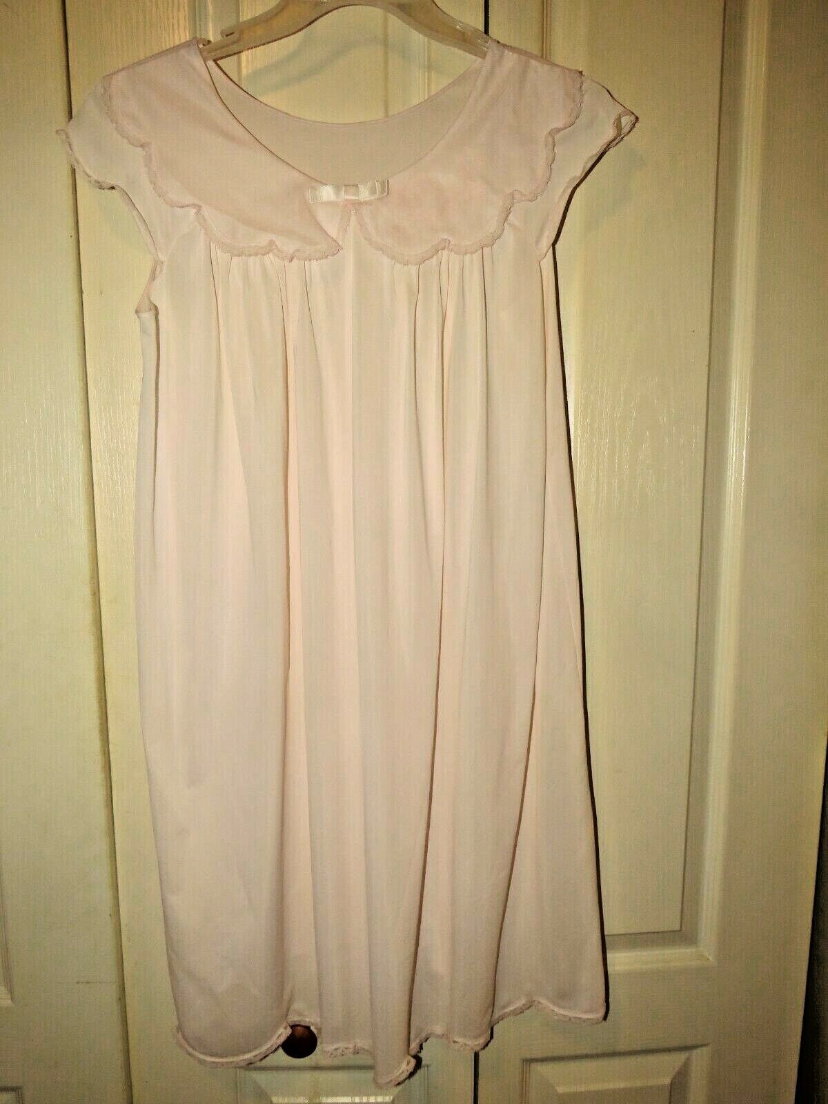 Vtg Shadowline Womens Nylon Nightgown Soft With Lace Accents Pink Sz M